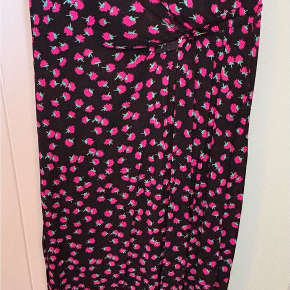 DVF Maia Dress, Berry and black - Size 16 - Picture 5 of 5